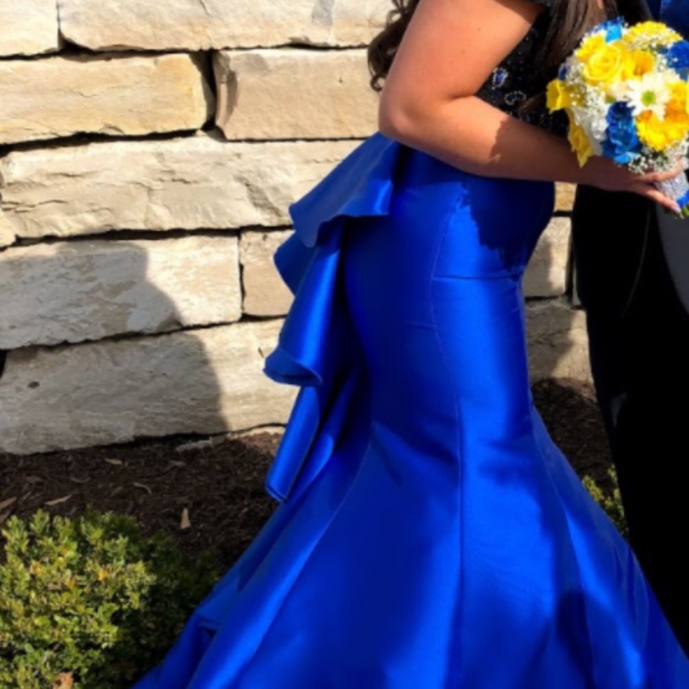 Prom dress